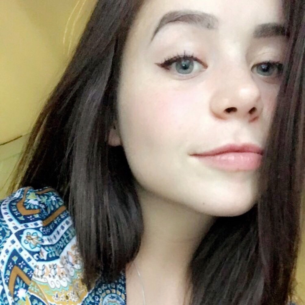 Meet your Posher, Alina